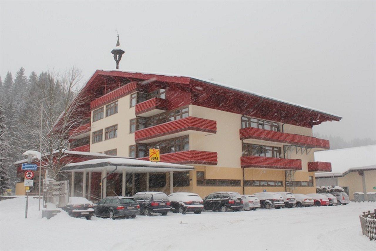 JUFA Hotel Altenmarkt-Zauchensee Altenmarkt im Pongau Exterior foto